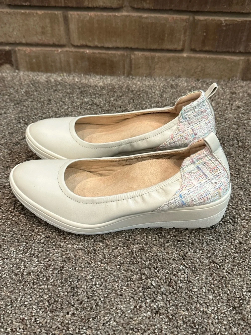 NWOB Vionic Jacey Leather Wedge Flats Cream Multi Tweed Back Accent Size 7 - Picture 3 of 6